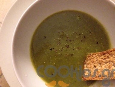 Η συνταγή της ημέρας: Σούπα βελουτέ με σπανάκι